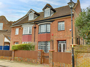 4 bedroom semi-detached house for sale in The Circle, Southsea, PO5