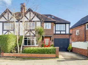 4 bedroom semi-detached house for sale in Victoria Road, Bunny, Nottinghamshire, NG11 6QF, NG11