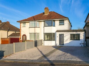 4 bedroom semi-detached house for sale in Watford Road, Chiswell Green, St Albans, Hertfordshire, AL2