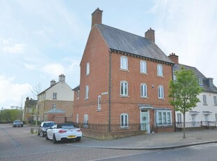 4 bedroom semi-detached house for sale in West Street, Upton, Northampton, NN5