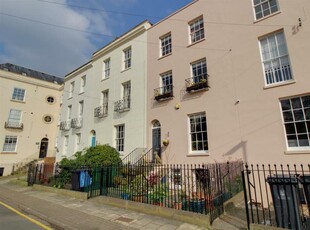 4 bedroom terraced house for sale in Brunswick Square, Gloucester, GL1