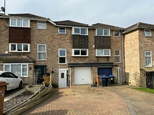 4 bedroom terraced house for sale in Catton Crescent, Kingsthorpe, Northampton NN2