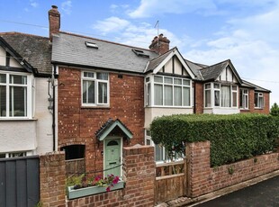 4 bedroom terraced house for sale in Cowick Hill, Exeter, EX2