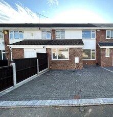 4 bedroom terraced house for sale in Linwood Drive, Walsgrave, Coventry, CV2