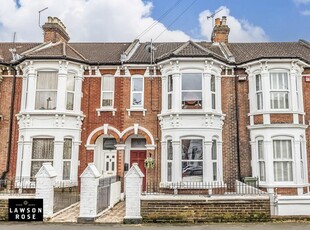 4 bedroom terraced house for sale in St. Davids Road, Southsea, PO5