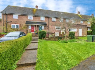 4 bedroom terraced house for sale in Wavell Way, Winchester, SO22