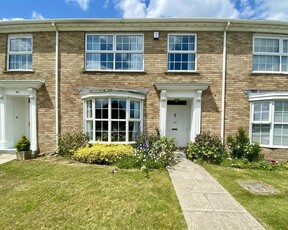 4 bedroom terraced house for sale in Wedgwood Drive, Whitecliff, BH14