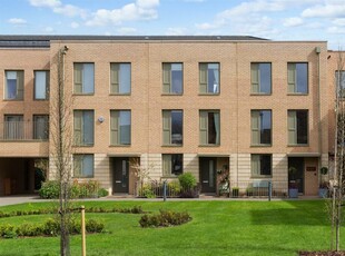 4 bedroom town house for sale in Bayldon Square, York, YO23