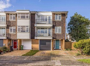 4 bedroom town house for sale in Blount Road, Old Portsmouth, PO1