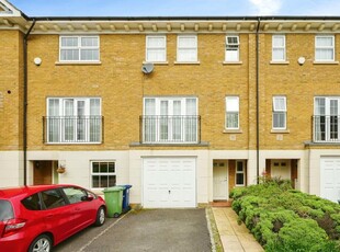 4 bedroom town house for sale in Reliance Way, Oxford, OX4
