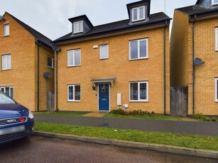 4 bedroom town house for sale in Woodward Drive, Peterborough, PE4