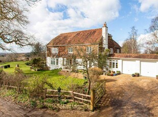 5 bedroom country house for sale in Hawkhurst Road, Cranbrook, TN17