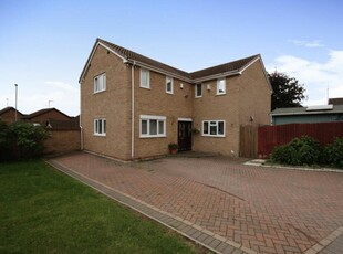 5 bedroom detached house for sale in 11 Bramble End, Northampton, Northamptonshire, NN4 9YD, NN4