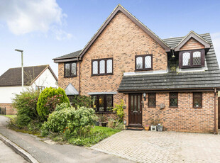 5 bedroom detached house for sale in Bradmore Way, Lower Earley, Reading, RG6