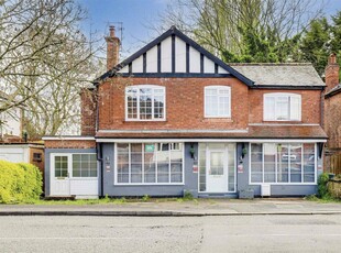 5 bedroom detached house for sale in Burton Road, Carlton, Nottingham, NG4 3GP, NG4