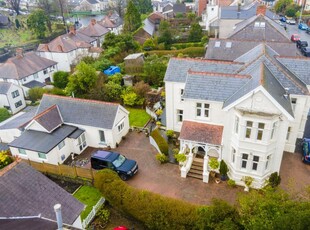 5 bedroom detached house for sale in Eversley Road, Sketty, Swansea, SA2