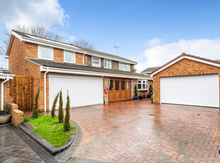 5 bedroom detached house for sale in Fairlawn, Liden, Swindon, Wiltshire, SN3