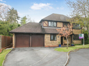 5 bedroom detached house for sale in Off Cumnor Hill, Oxford, OX2