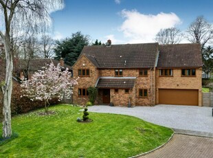 6 bedroom detached house for sale in Rowlandson Close, Weston Favell, Northampton NN3 3PB, NN3