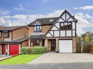 5 bedroom detached house for sale in Shotton Drive, Arnold, Nottinghamshire, NG5 8SW, NG5