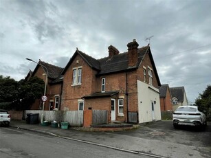 5 bedroom detached house for sale in Stroud Road, Gloucester, Gloucestershire, GL1