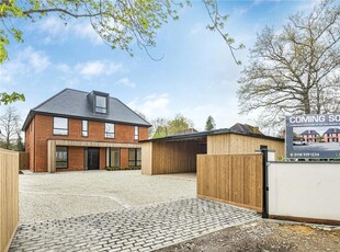 5 bedroom detached house for sale in The Meadway, Tilehurst, Reading, RG30
