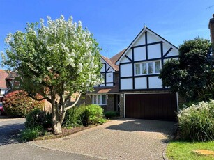 5 bedroom detached house for sale in Westlords, Eastbourne, BN20
