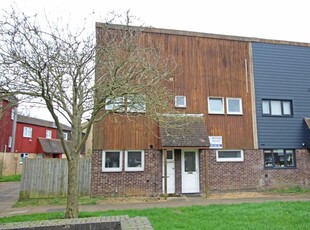 5 bedroom end of terrace house for sale in Leighton, Orton Malborne, Peterborough, PE2