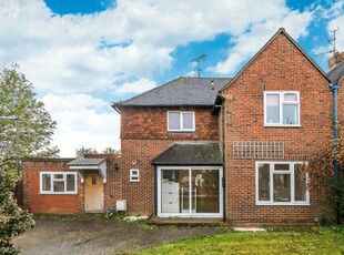 5 bedroom semi-detached house for sale in Burnet Avenue, Burpham, Guildford, Surrey, GU1