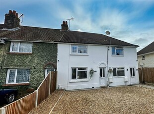5 bedroom semi-detached house for sale in Coles Avenue, Hamworthy, Poole, BH15