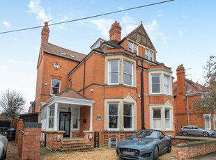 5 bedroom semi-detached house for sale in The Drive Abington Northampton, Northamptonshire, NN1 4RY, NN1
