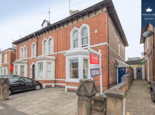 5 bedroom semi-detached house for sale in Uttoxeter New Road, Derby, Derbyshire, DE22