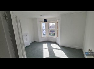 5 bedroom terraced house for rent in Barrack Road, Exeter, EX2