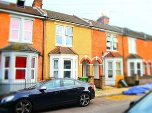5 bedroom terraced house for sale in Britannia Road North, Southsea, PO5
