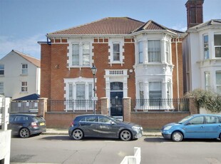 6 bedroom detached house for sale in Clarence Road, Southsea, PO5