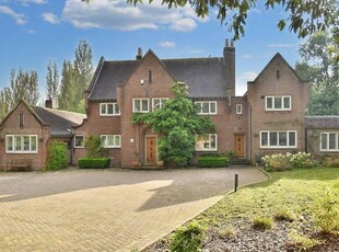 6 bedroom detached house for sale in Four Gables, Duffield Road, Allestree, Derby, DE22
