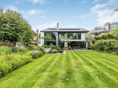 6 bedroom detached house for sale in Roedean Crescent, London, SW15