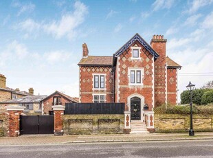 6 bedroom detached villa for sale in Queens Crescent, Southsea, PO5