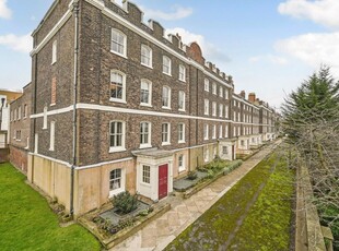 6 bedroom end of terrace house for sale in Church Lane, The Historic Dockyard, Chatham, Kent, ME4