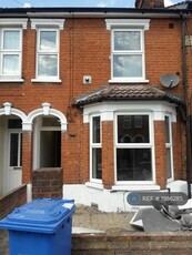 6 bedroom terraced house for rent in Kitchener Road, Ipswich, IP1
