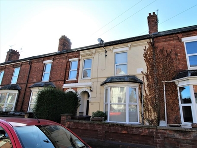 6 bedroom terraced house for sale in West Parade , LN1