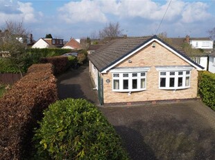 Bungalow for sale in Downham Gardens, Ravenshead, Nottingham, Nottinghamshire NG15