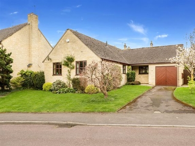 Bungalow for sale in Pauls Rise, North Woodchester, Stroud GL5