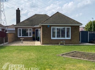 Bungalow for sale in Wharf Road, Crowle, Scunthorpe, Lincolnshire DN17