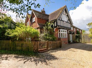 Cottage for sale in Hartfield Road, Forest Row RH18