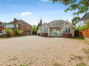 Detached bungalow for sale in Wigston Lane, Aylestone, Leicester LE2