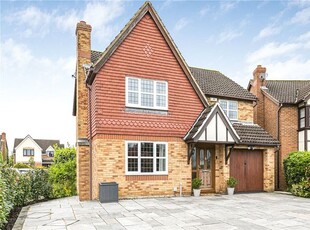 Detached house for sale in Bessemer Close, Hitchin, Hertfordshire SG5