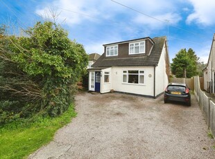 Detached house for sale in Hatch Road, Pilgrims Hatch, Brentwood, Essex CM15