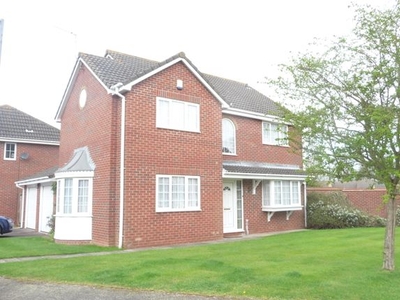 Detached house to rent in Manchester Close, Stevenage SG1