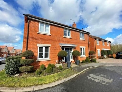 Detached house to rent in Maple Close, Pulloxhill MK45
